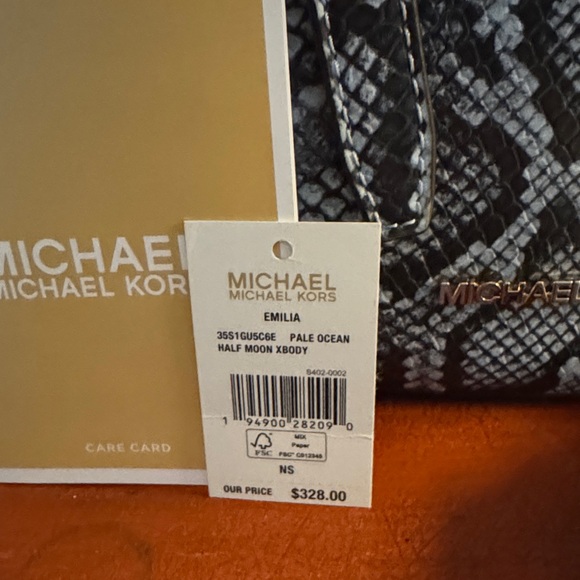 💙🖤🐍Michael Kors Black and White Snake Print Crossbody Bag - Picture 2 of 8